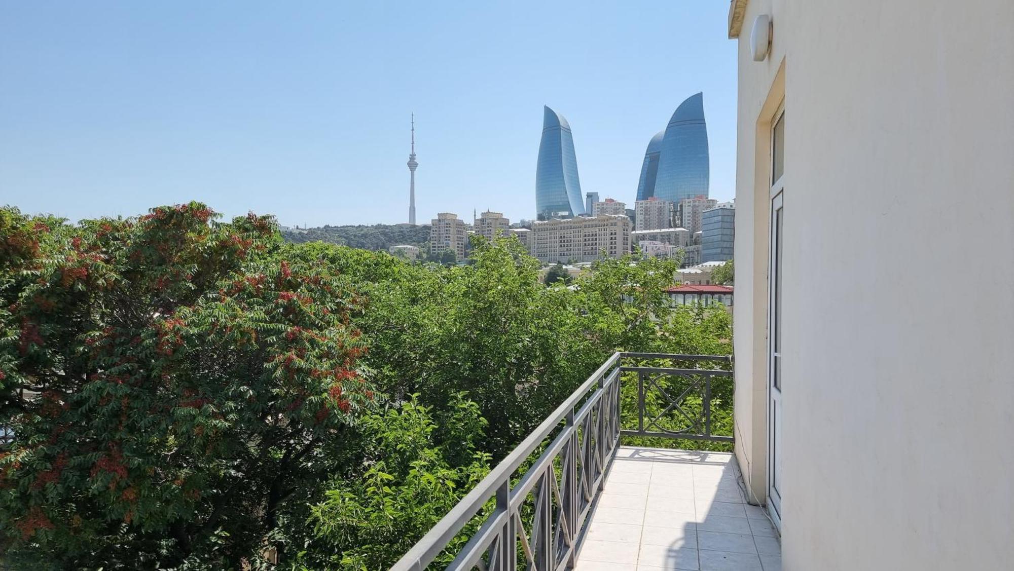 Qiz Galasi Hotel Baku Zewnętrze zdjęcie